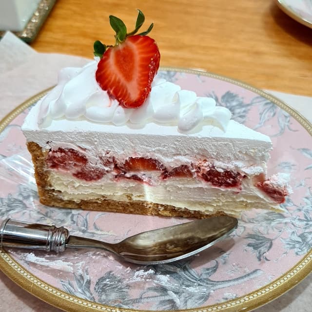 Photo of the dish “Torta de Morango”
