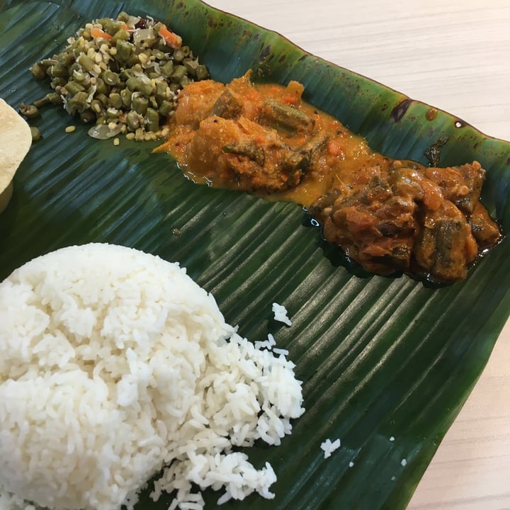 photo of Veera's Cafe South Indian thali shared by @drewpeck on  17 Nov 2020 - review