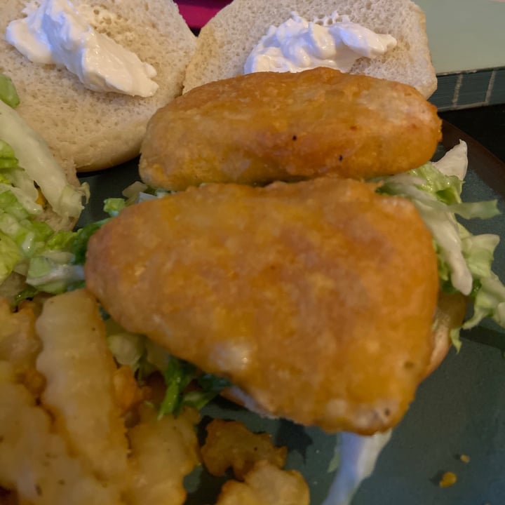 photo of Gardein Golden Plant Based F'sh Filets  shared by @bettiecriesalot on  01 Jun 2020 - review