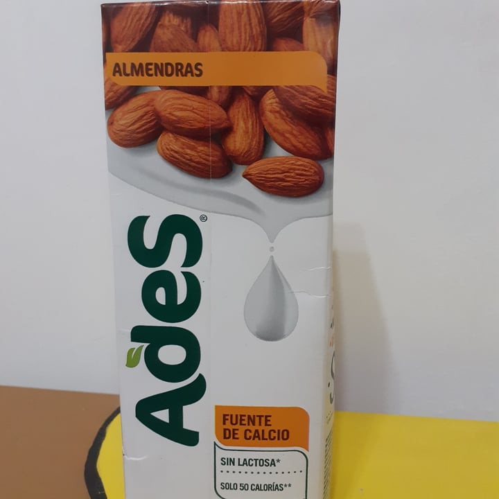 review photo of Ades Leche de Almendras sabor Natural shared by @veganapiola on 15 Jan 2021 - review