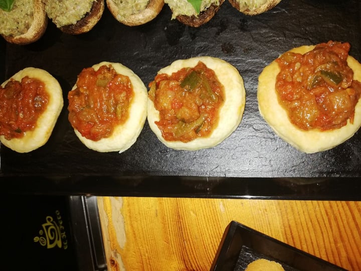 photo of El K-feto Tapa de Hojaldre con Pisto de Verduras shared by @gemma on  23 Jul 2019 - review
