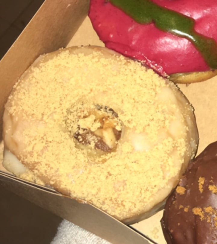 photo of Scoop 'n Dough Apple Pie Donut shared by @laura269 on  22 Jan 2020 - review