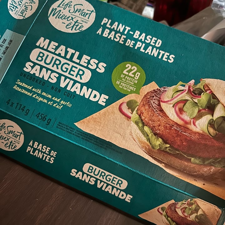 review photo of Life Smart Burger sans viande shared by @rnyvegan on 17 Oct 2022 - review