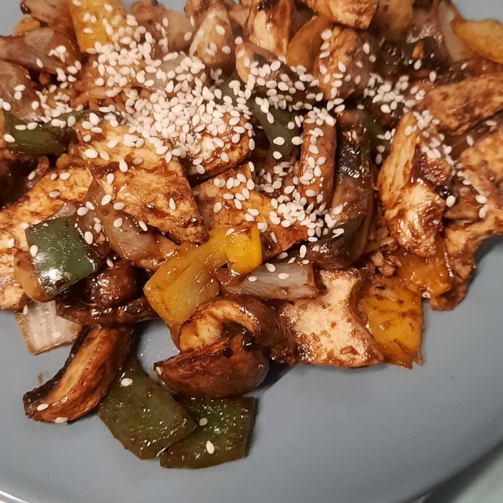 photo of THIS This isn't Chicken Plant-Based Sea Salt and Black Pepper Pieces shared by @heatherlouise on  28 Oct 2020 - review