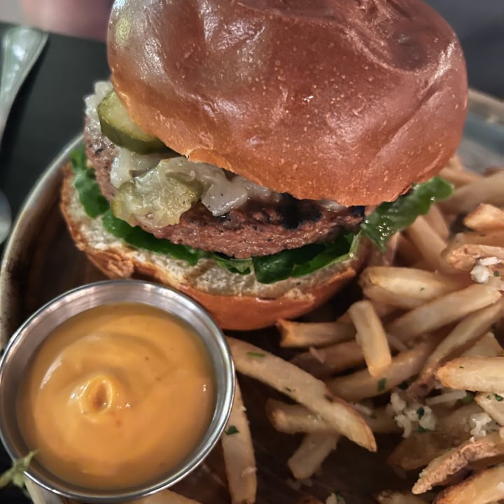 photo of Little Pine Restaurant Little Pine Burger shared by @courtlynn on  20 Mar 2022 - review