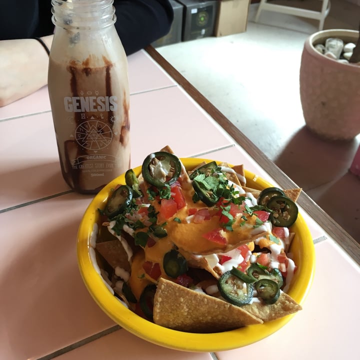 photo of Genesis Plant Based Alchemy Nachos shared by @vegarolyn on  07 Oct 2020 - review
