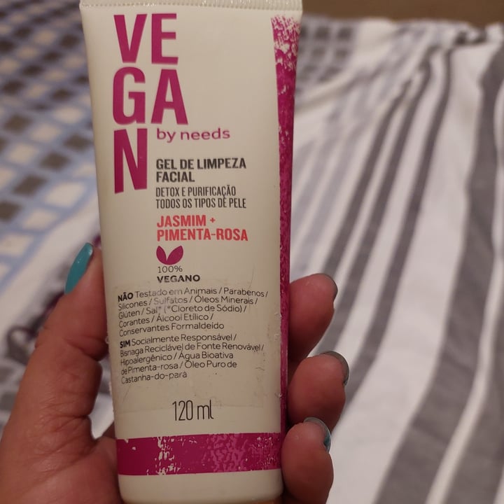 photo of Vegan by Needs Hidratante Facial Toque Seco shared by @cacabastos on  18 Jul 2021 - review