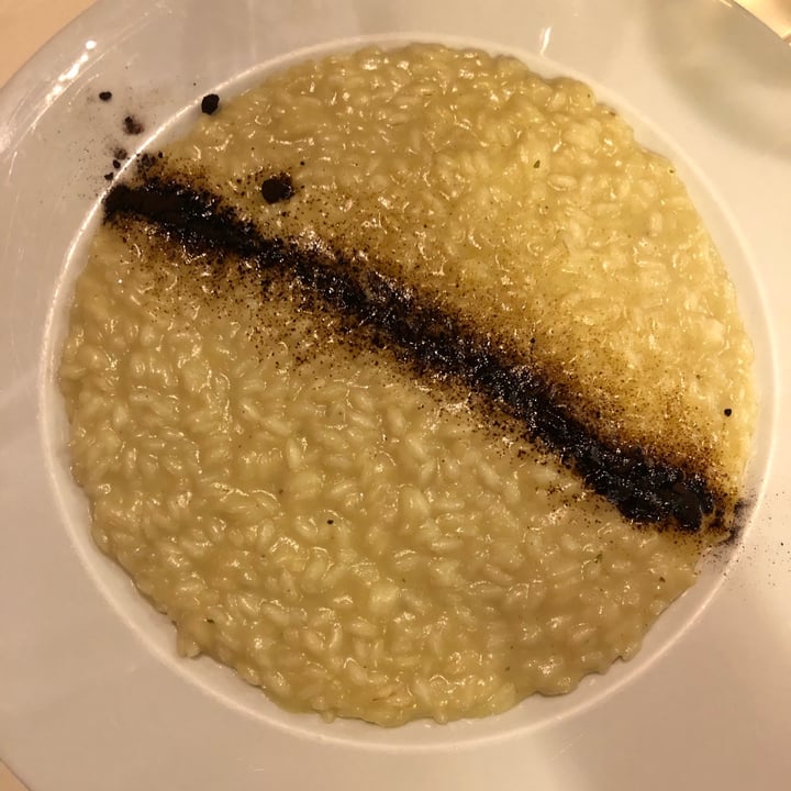 review photo of Realda Srl Risotto con topinambur e polvere di liquirizia shared by @valentina88 on 01 Feb 2022 - review