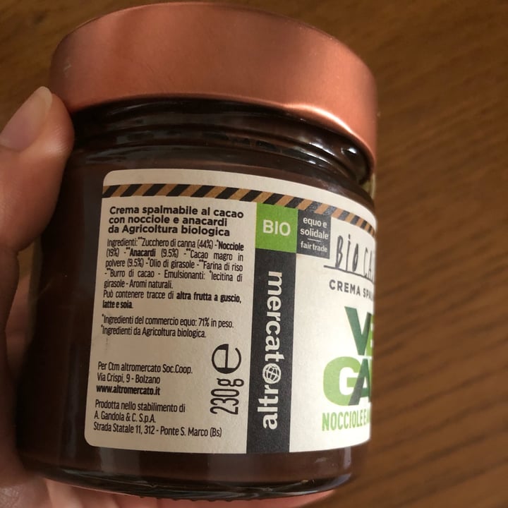 review photo of Bio Cajita VEGAN Nocciole E Anacardi shared by @sarahloveanimols22 on 21 May 2022 - review