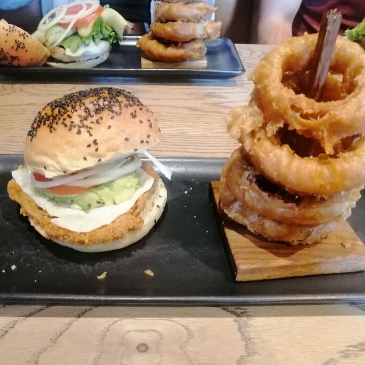 photo of Hudsons The Burger Joint (Stellenbosch) The influencer burger shared by @nicoledupreez on  02 Aug 2020 - review