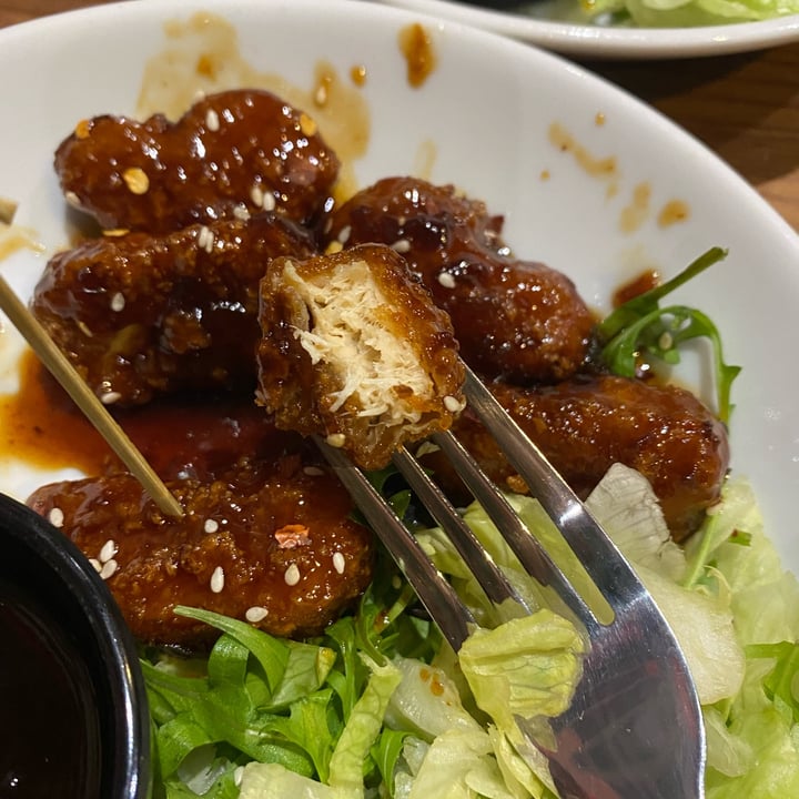 photo of TGI Fridays - Milton Keynes Stadium Meatless Fridays Sesame Strips shared by @emmysea on  06 May 2022 - review