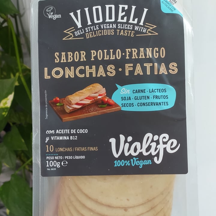 photo of Violife Fatias Sabor Frango shared by @charl07e on  17 May 2022 - review