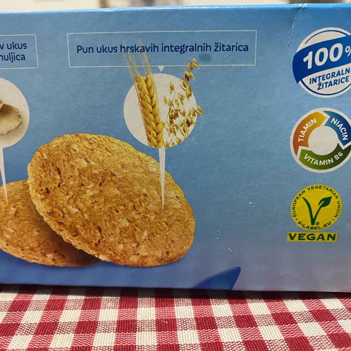review photo of Bambi Sweet Biscuits shared by @stayce on 31 Dec 2021 - review