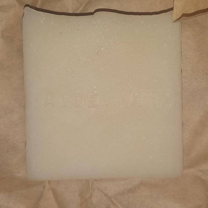 review photo of Sumaq Kawsat JABÓN DE ALOE VERA shared by @nicolita on 13 Sep 2022 - review