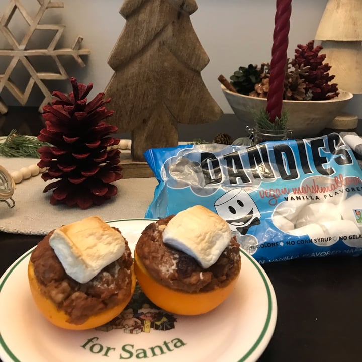 review photo of Dandies Dandies Marshmallows Vanilla shared by @veganlibrarian on 29 Dec 2021 - review