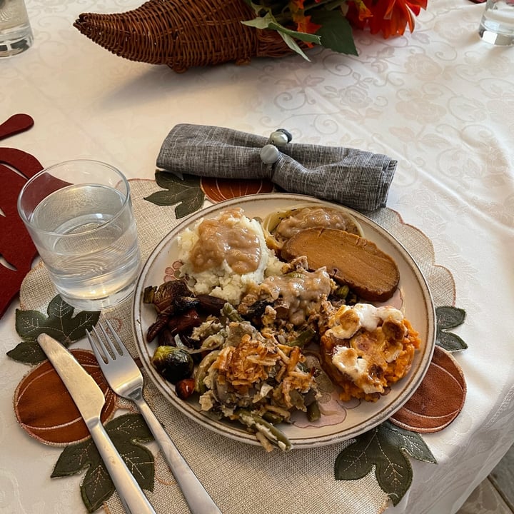 review photo of Field Roast Hazelnut and Cranberry Plant Based Roast shared by @wish on 27 Nov 2021 - review