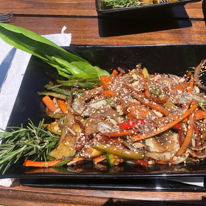 review photo of Casa Club Restó Casuela De Vegetales shared by @celimen on 23 Nov 2020 - review