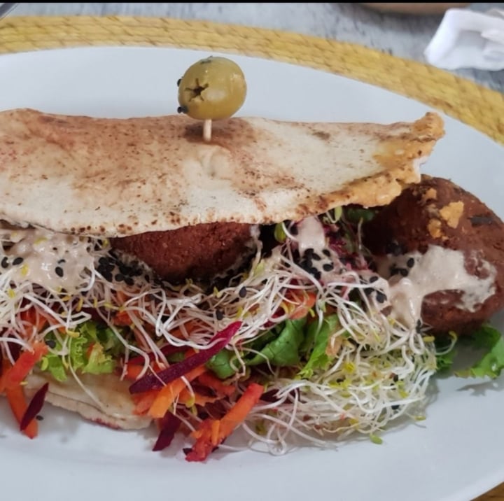 photo of Ahimsa Cocina Consciente Taco De Falafel shared by @virigf on  25 Mar 2020 - review