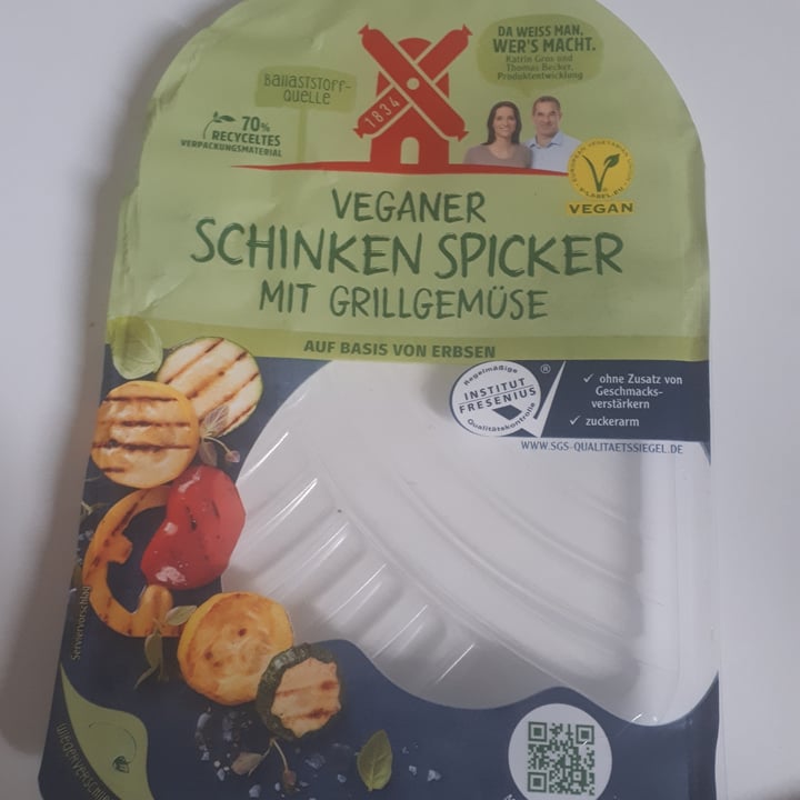 review photo of Rügenwalder Mühle Veganer Schinken Spicker mit Grillgemüse shared by @animaldefender2019 on 02 May 2021 - review