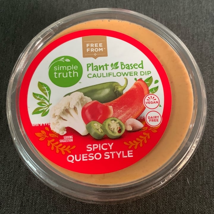 photo of Simple Truth Plant based cauliflower dip “spicy queso” shared by @allhess on  15 Jan 2022 - review