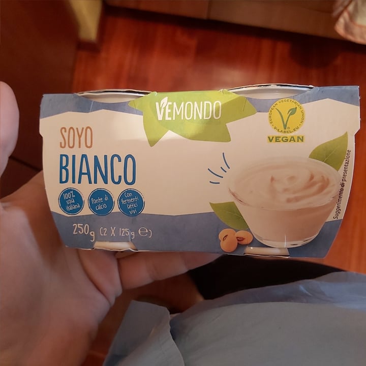 photo of Vemondo Soja yogurth classic shared by @matteog on  15 Apr 2022 - review
