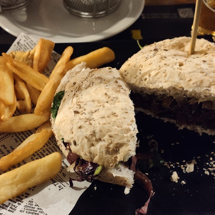 review photo of La Birreria Rapunzel Senza Fontina shared by @saribricka on 22 Apr 2022 - review