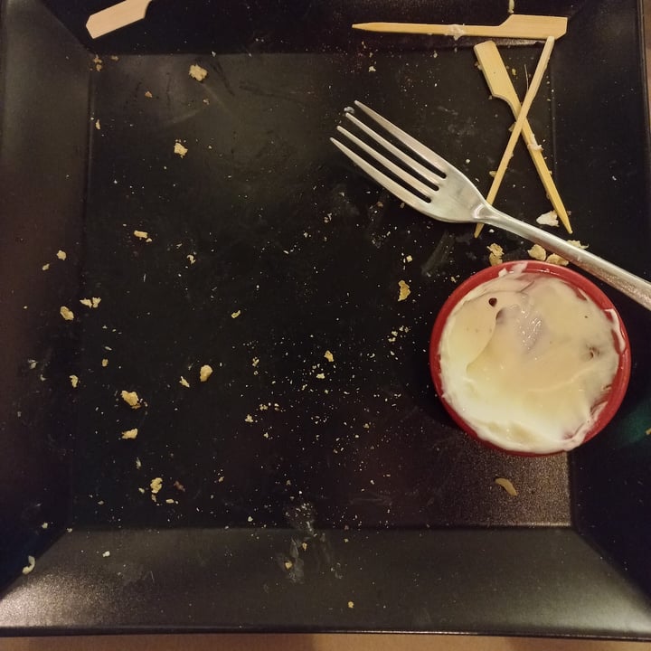 review photo of Τρεις Λαλούν - Treis Laloun No Tuna Club Sandwich shared by @temperancexiiii on 28 Oct 2022 - review