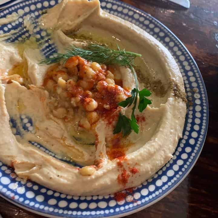 photo of Eretz Cantina Israeli Hummus shared by @cotiesposito on  05 Sep 2021 - review