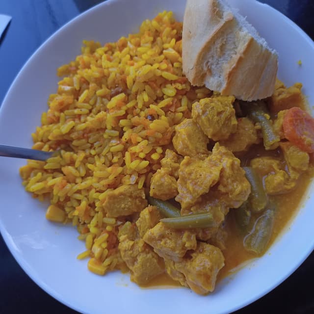 Foto do prato “Arroz Con Curry”