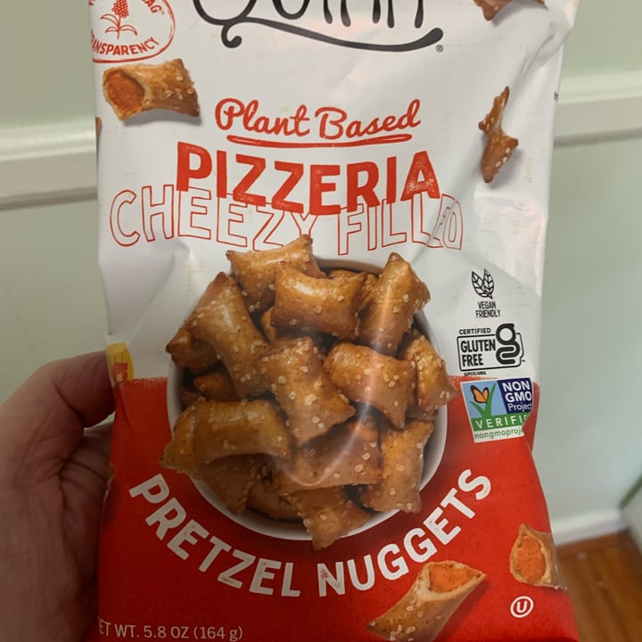 photo of Quinn Snacks Plant Based Pizzeria Cheezy Filled Pretzel Nuggets shared by @onehungryvegan on  05 Mar 2022 - review