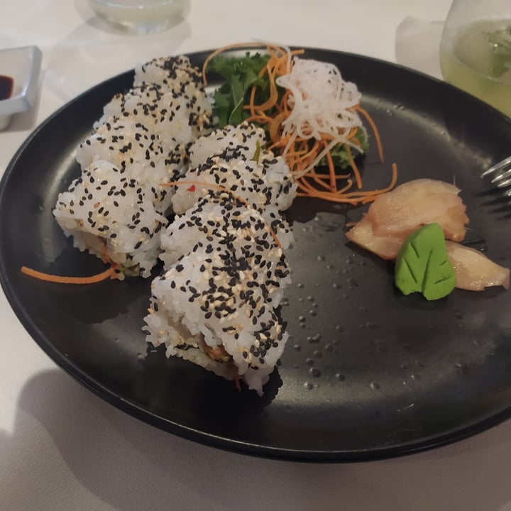 review photo of Restaurante Vegetariano Spring Sushi Roll Japan shared by @carolfv on 07 Aug 2021 - review