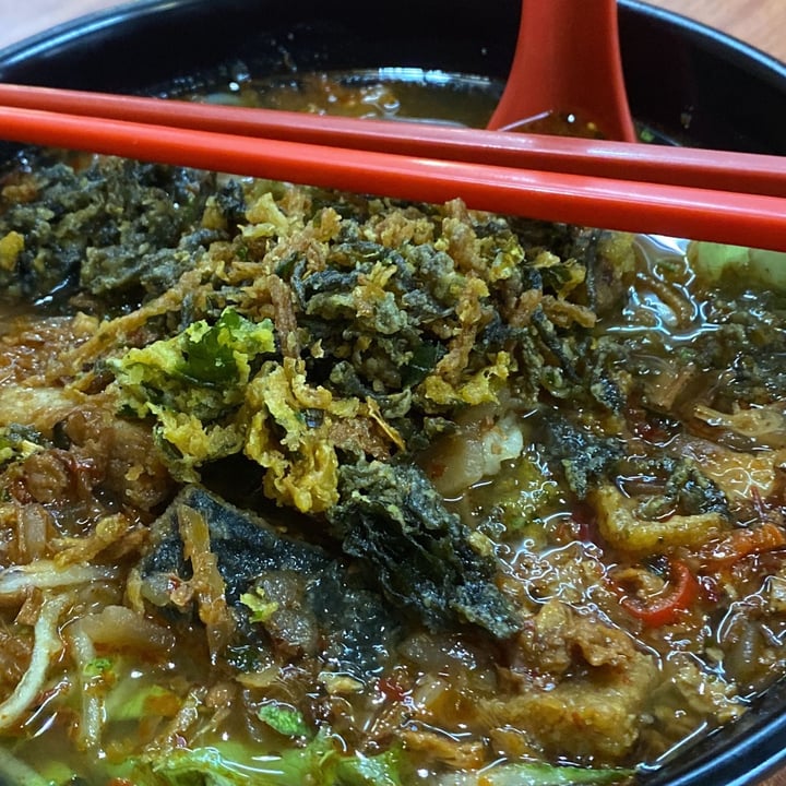 photo of Yi Xin Vegetarian Assam laksa shared by @theveganduck on  23 Nov 2022 - review