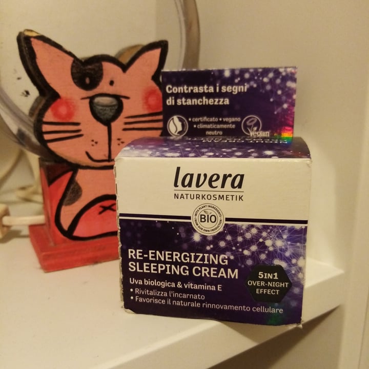 photo of Lavera Naturkosmetik Crema notte rigenerante shared by @robertanatoli on  23 Dec 2022 - review