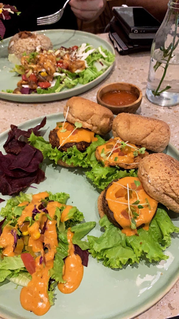 photo of Burgreens Pacific Place Holy Mini Trio shared by @amandatanasia on  30 May 2019 - review