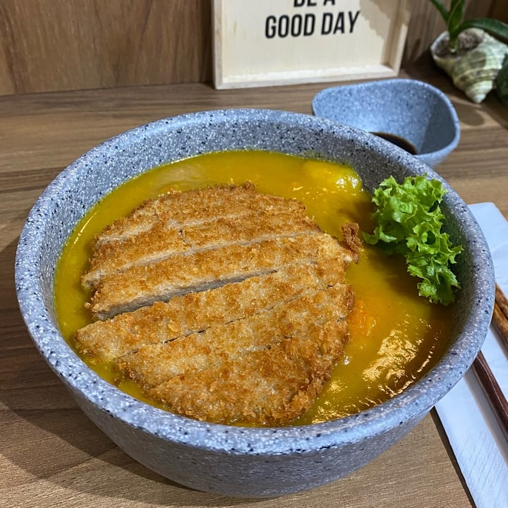 review photo of Lucky Cat Japanese Curry Katsu Don shared by @helloitsjolyn on 02 Oct 2021 - review