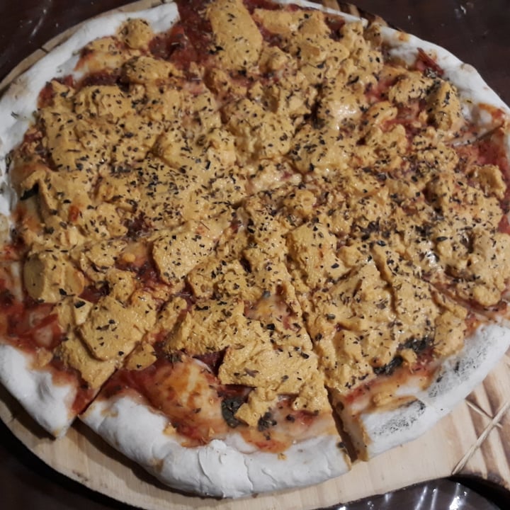 photo of El garage bar Pizza shared by @veganluli on  06 Oct 2021 - review