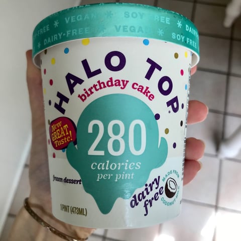Halo Top Dairy-Free Frozen Dessert Reviews & Info (New Formula!)