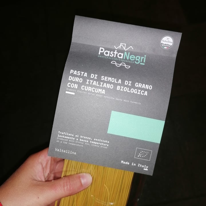 review photo of pasta negri spaghetti alla curcuma shared by @giulianera on 29 Sep 2022 - review