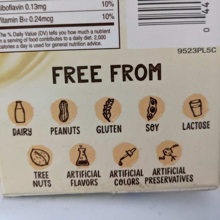 review photo of Planet Oat Unsweetened Original Oatmilk shared by @redeft89 on 23 Aug 2021 - review