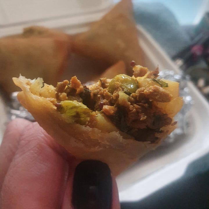 photo of Gias on Montrose Plant based mince samoosa 3pc shared by @sunshineyum on  30 Apr 2021 - review