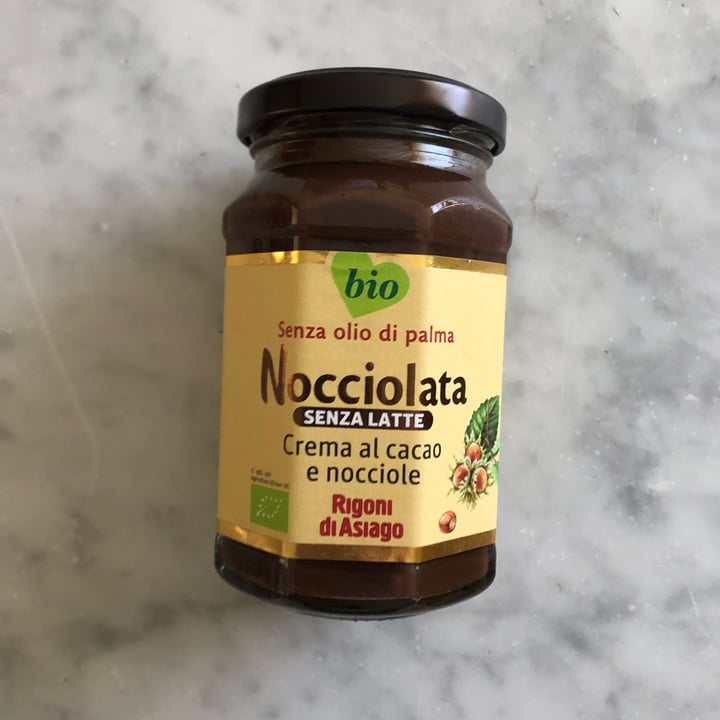 photo of Rigoni di Asiago Crema de avellana con chocolate shared by @flaminiac on  27 Apr 2022 - review