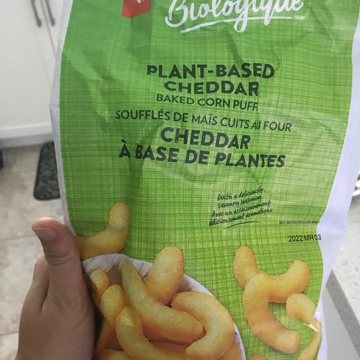 photo of President's Choice Plant-based Cheddar Baked Corn Puffs shared by @ladyjazz7 on  25 Jun 2021 - review