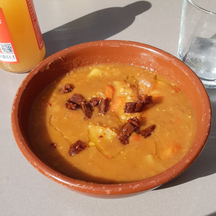 review photo of Pura Vida Vegan Bar (Santa y Pura) Sopa De Lentejas Con Chorizo shared by @ventru88 on 12 Feb 2022 - review