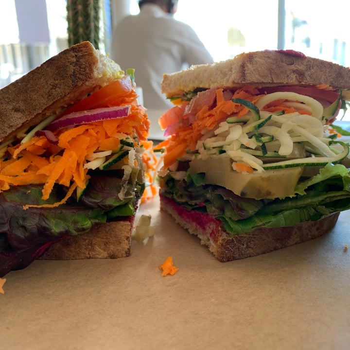 photo of Nourish'd Observatory Harmony Sandwich shared by @ripple on  19 Jan 2022 - review