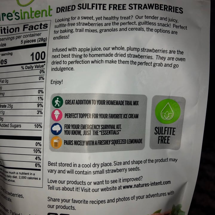 photo of Nature's Intent Dried Sweetened Strawberries shared by @kamilka on  22 Mar 2021 - review