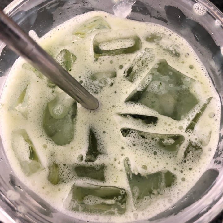 review photo of Starbucks Matcha latte shared by @anasoff on 27 Sep 2021 - review