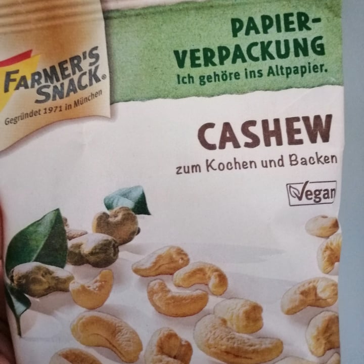 photo of Farmer's Snack Cashew shared by @giulibonsi on  27 Nov 2021 - review