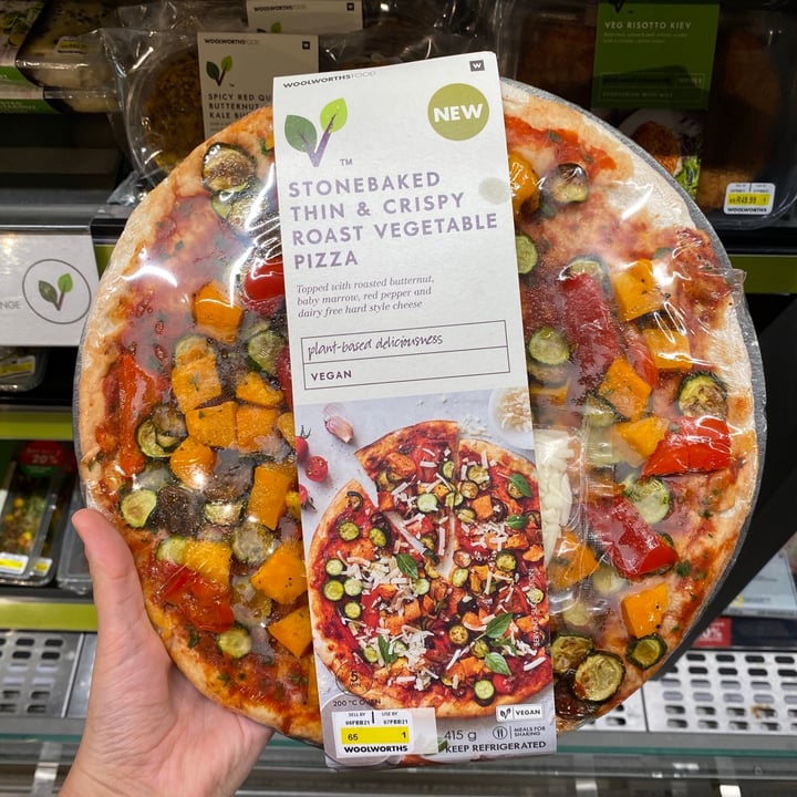 photo of Woolworths Food Stone baked Thin And Crispy Roast Vegetable Pizza shared by @abiteofvegan on  20 Jun 2021 - review