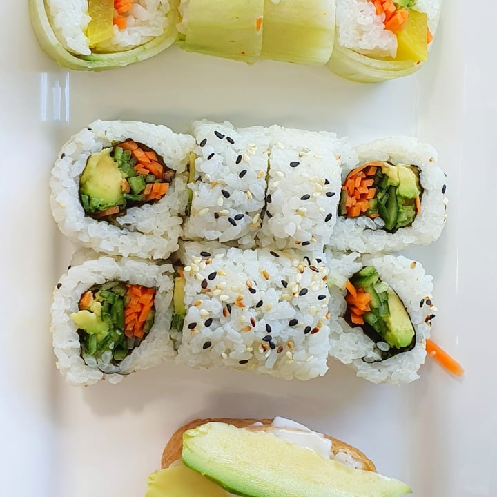 photo of Active Sushi Veg California Roll shared by @aspatat on  22 Mar 2022 - review