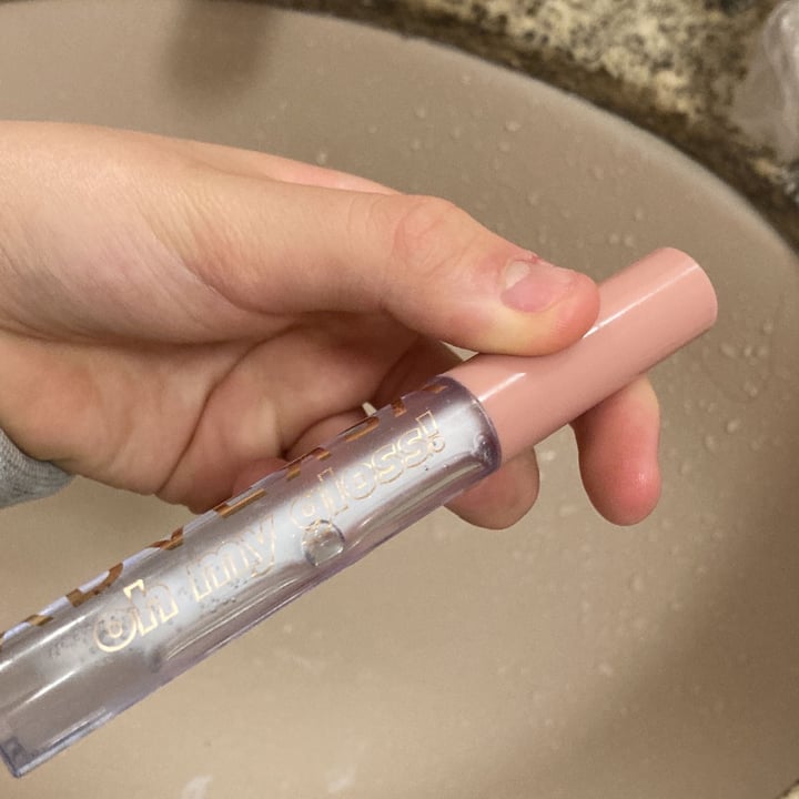review photo of Adversa Gloss transparente shared by @anacogumelo on 11 Oct 2021 - review